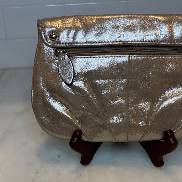 Coach Metallic Champagne Gold Shimmer Pleated Leather XL Wristlet Clutch F45263 - Picture 5 of 15